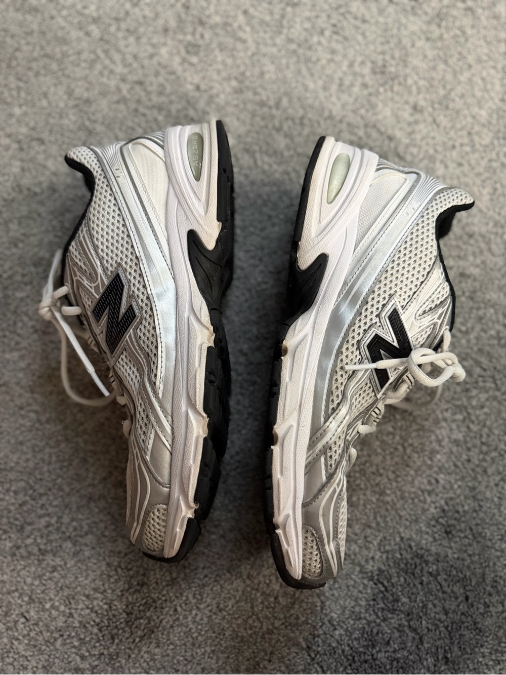 Men’s new balance 740 sneakers